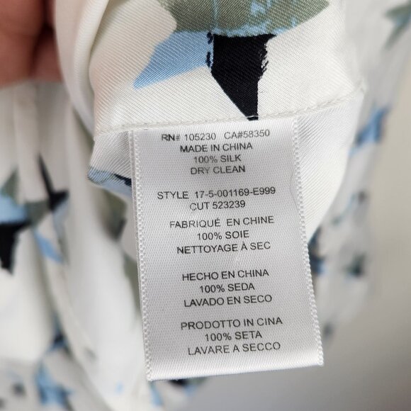 Equipment Femme 100% Silk Star Print Button Up Blouse sz S FLAWED - Picture 8 of 12